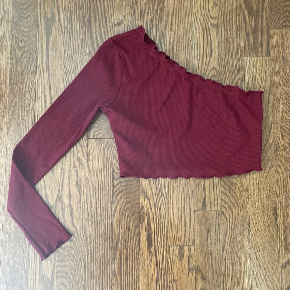 SHEIN one sleeve red crop top